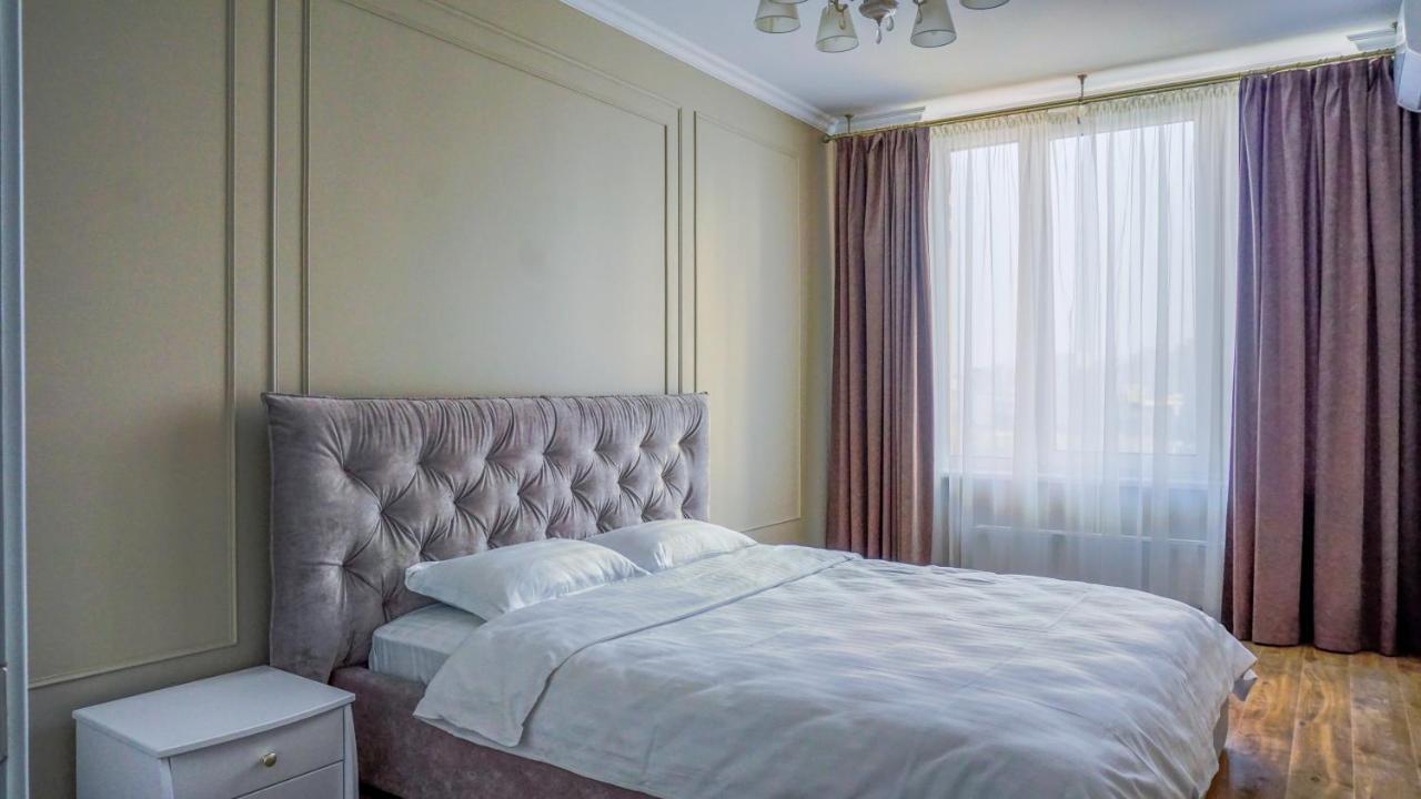 Luxury Apartment Near Metro Station Osokorky เคียฟ ภายนอก รูปภาพ