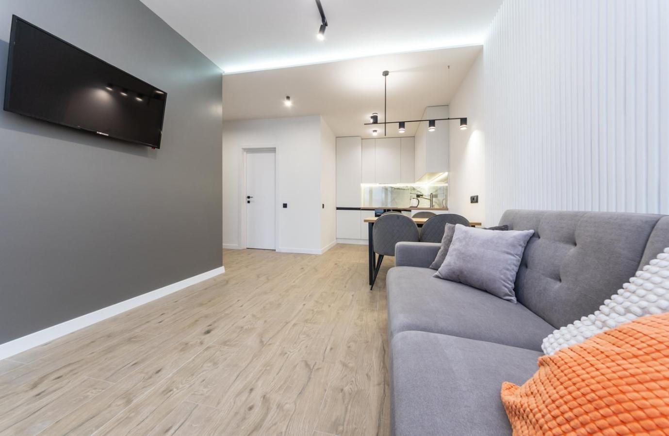 Luxury Apartment Near Metro Station Osokorky เคียฟ ภายนอก รูปภาพ