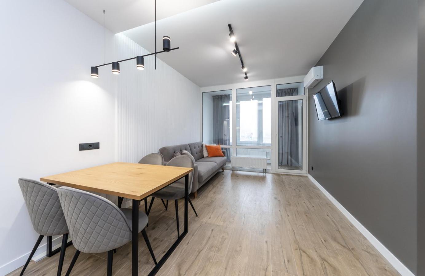 Luxury Apartment Near Metro Station Osokorky เคียฟ ภายนอก รูปภาพ